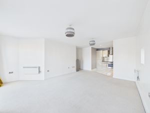 Lounge/Diner- click for photo gallery